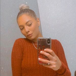 Meet your Posher, Jade